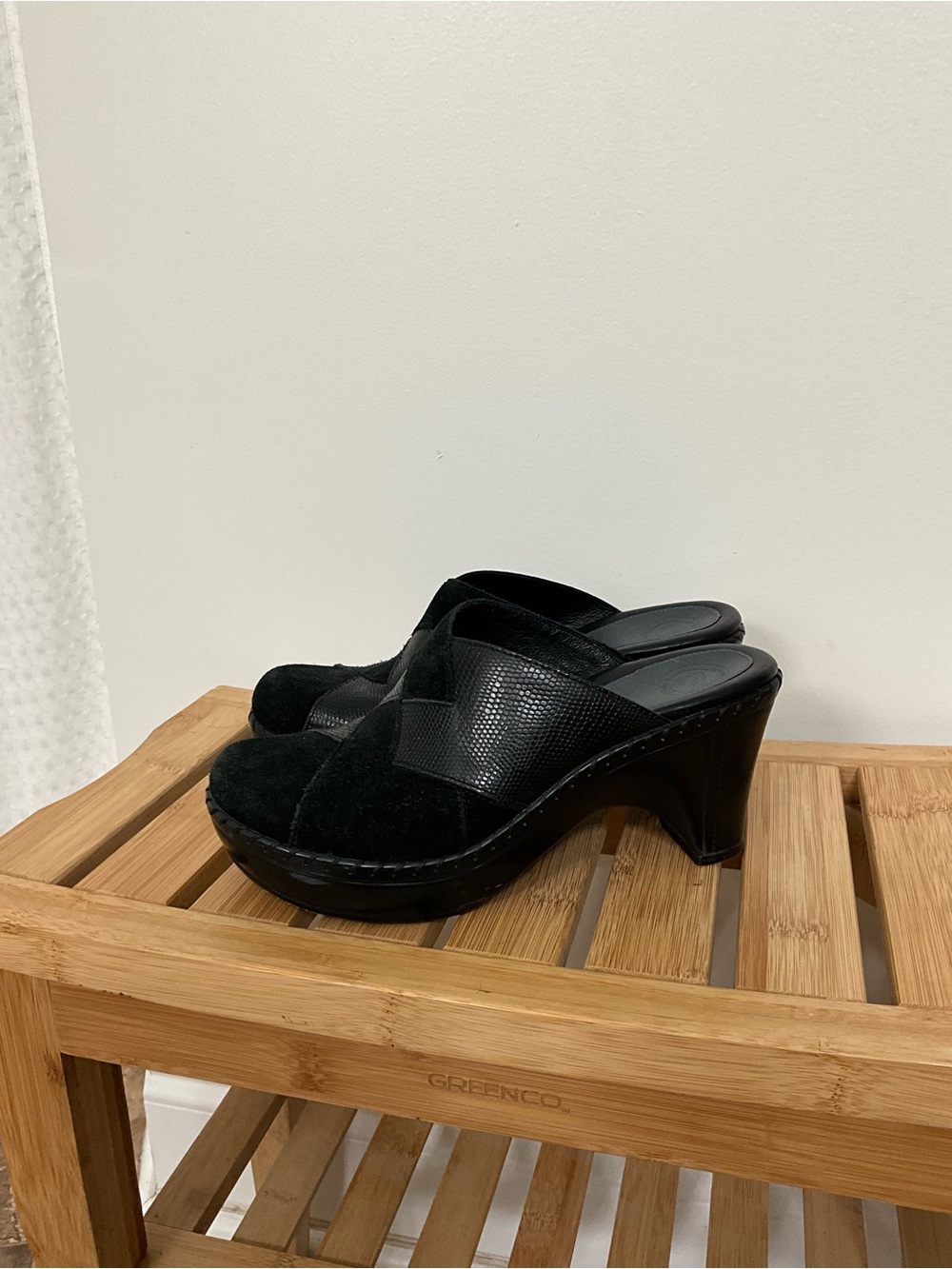 Nurture Black Leather & Suede Platform Mule Clogs Comfort Heels Size 7